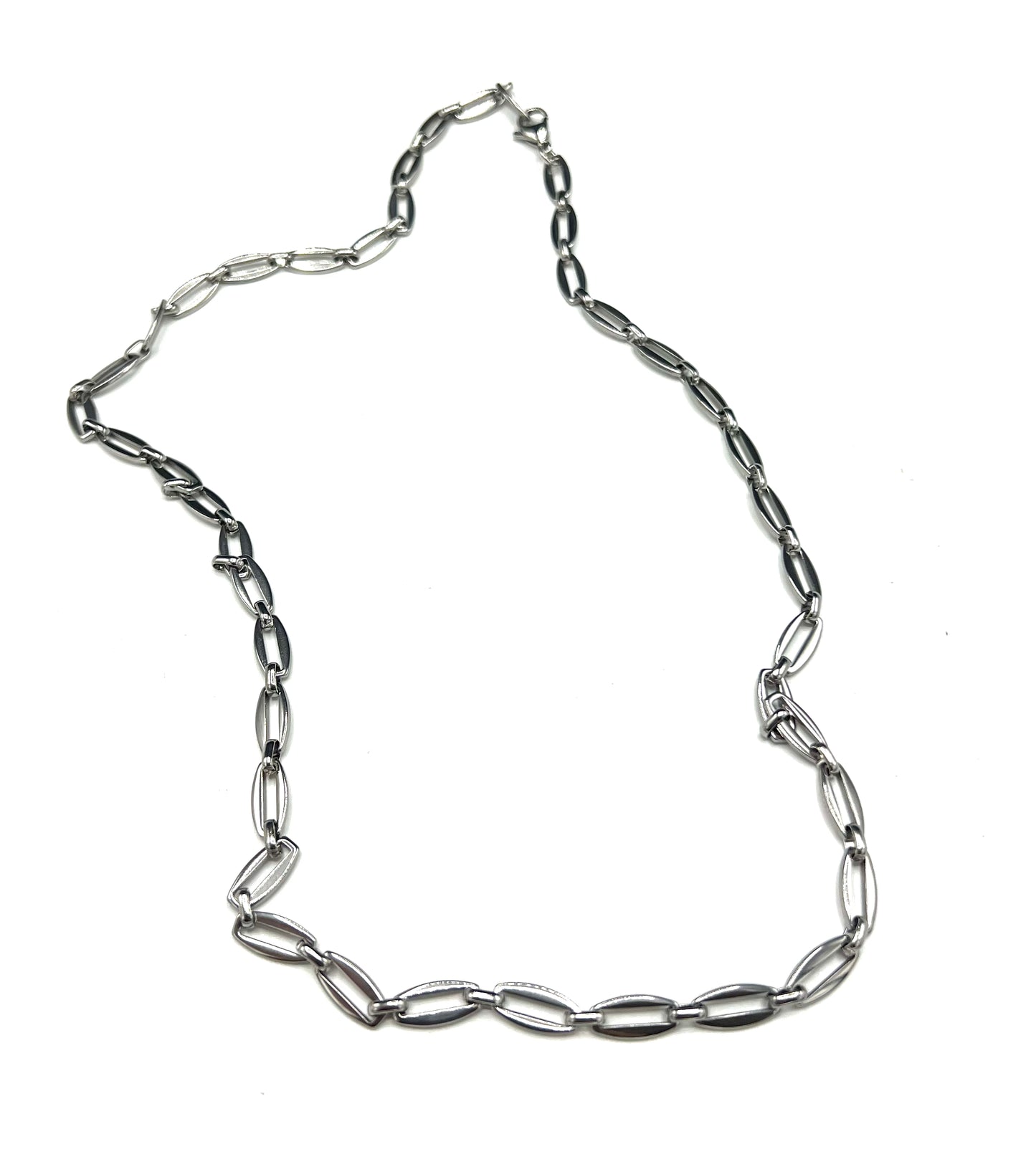 MENS OVAL NECKLACE
