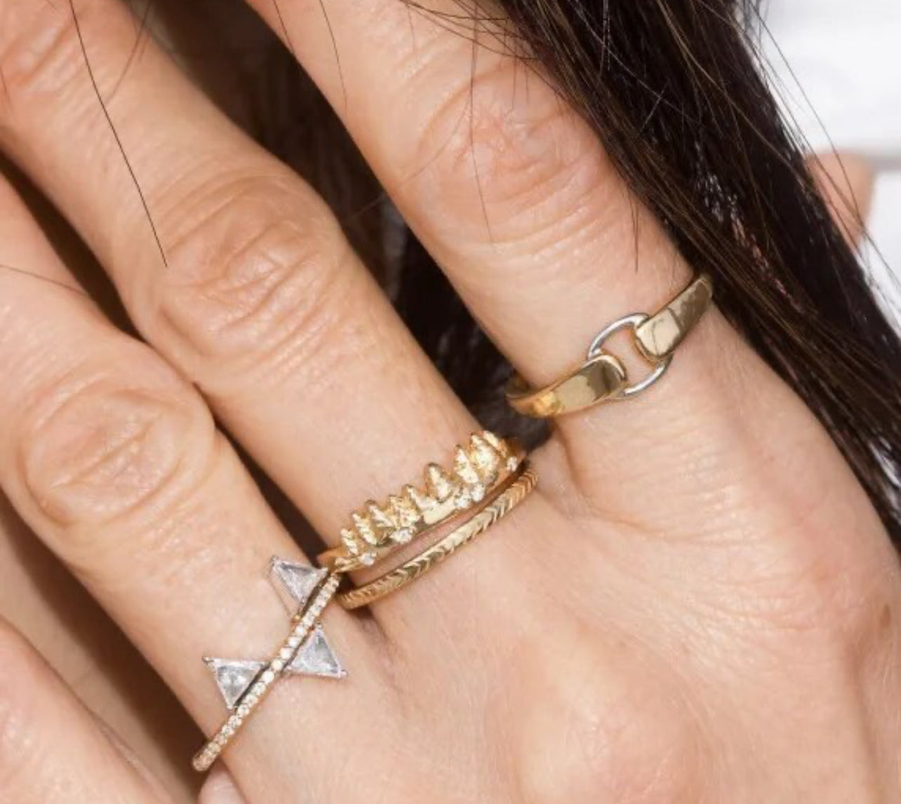 TWO TONE DAINTY RING