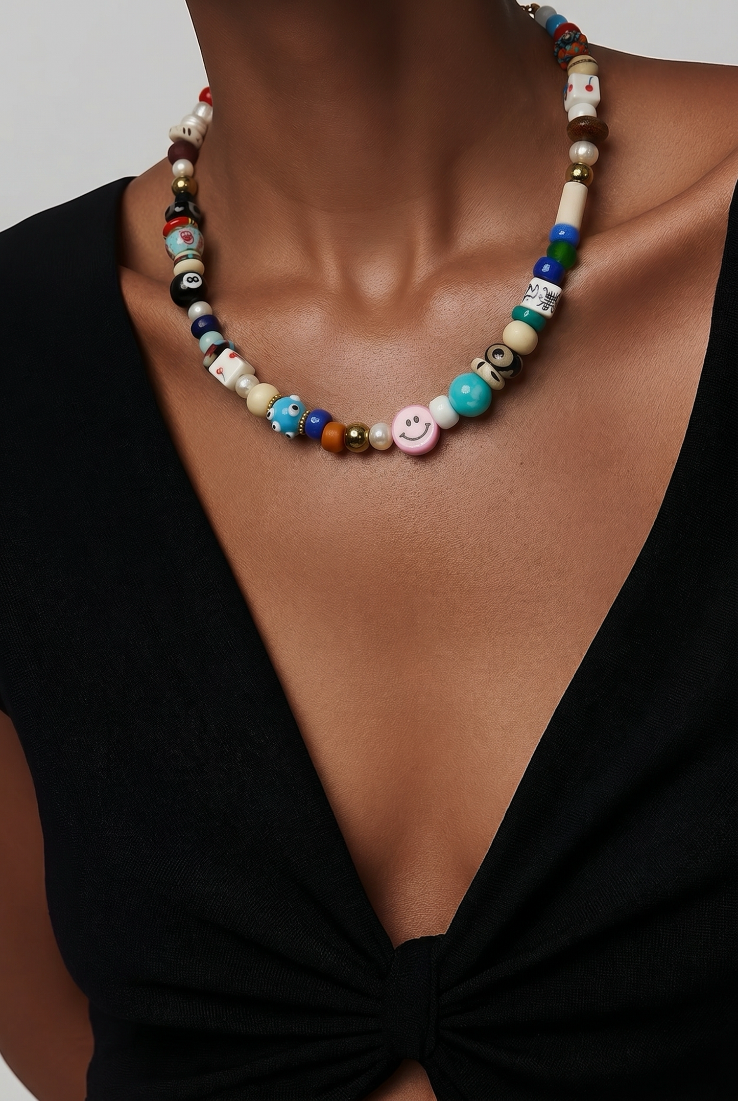 SMILE BEADED NECKLACE