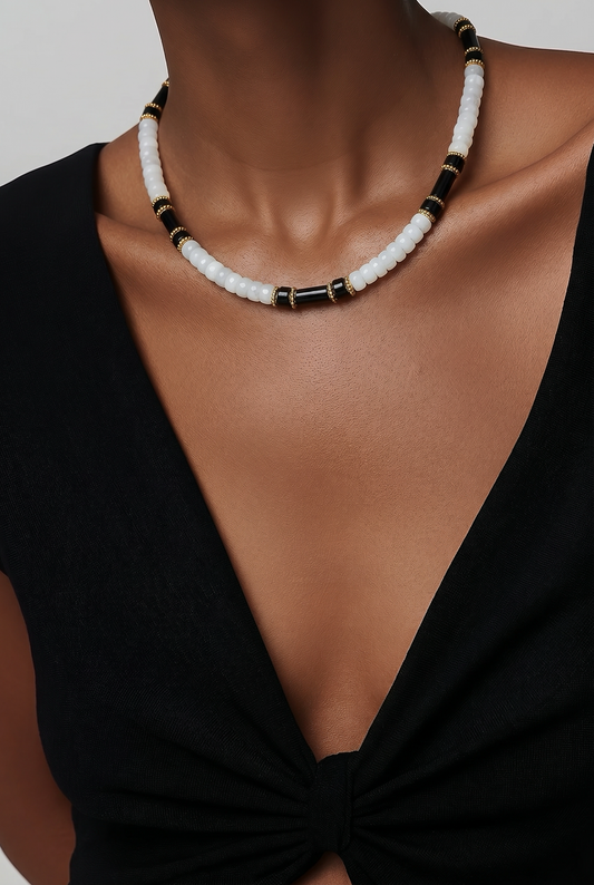 BLACK AND WHITE BEADED NECKLACE