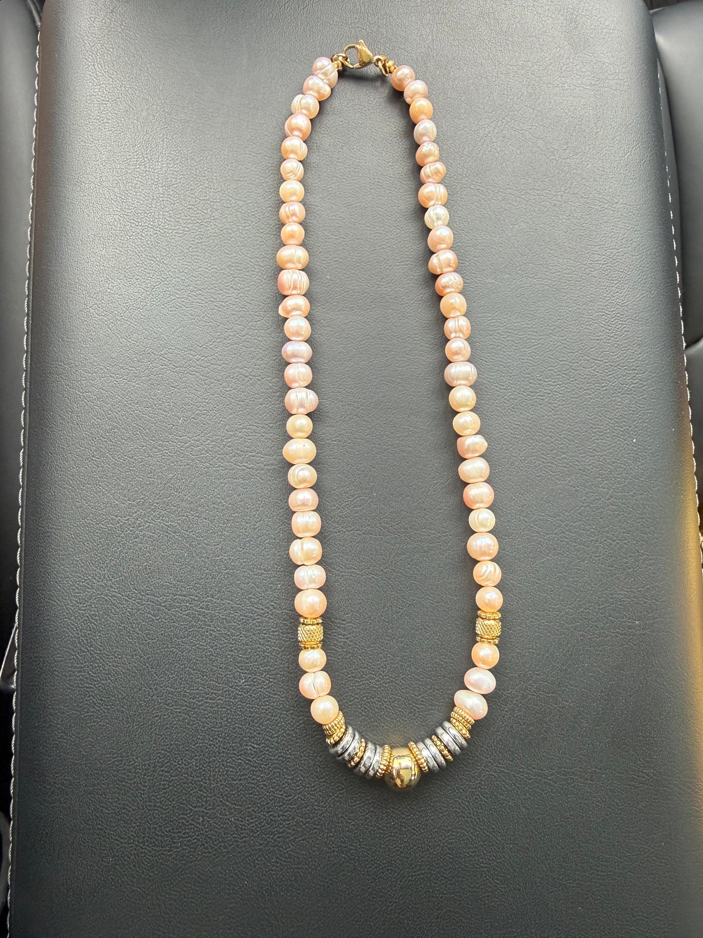 MAYA PINK PEARL NECKLACE