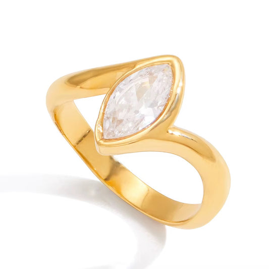 OVAL ZIRCONIA RING
