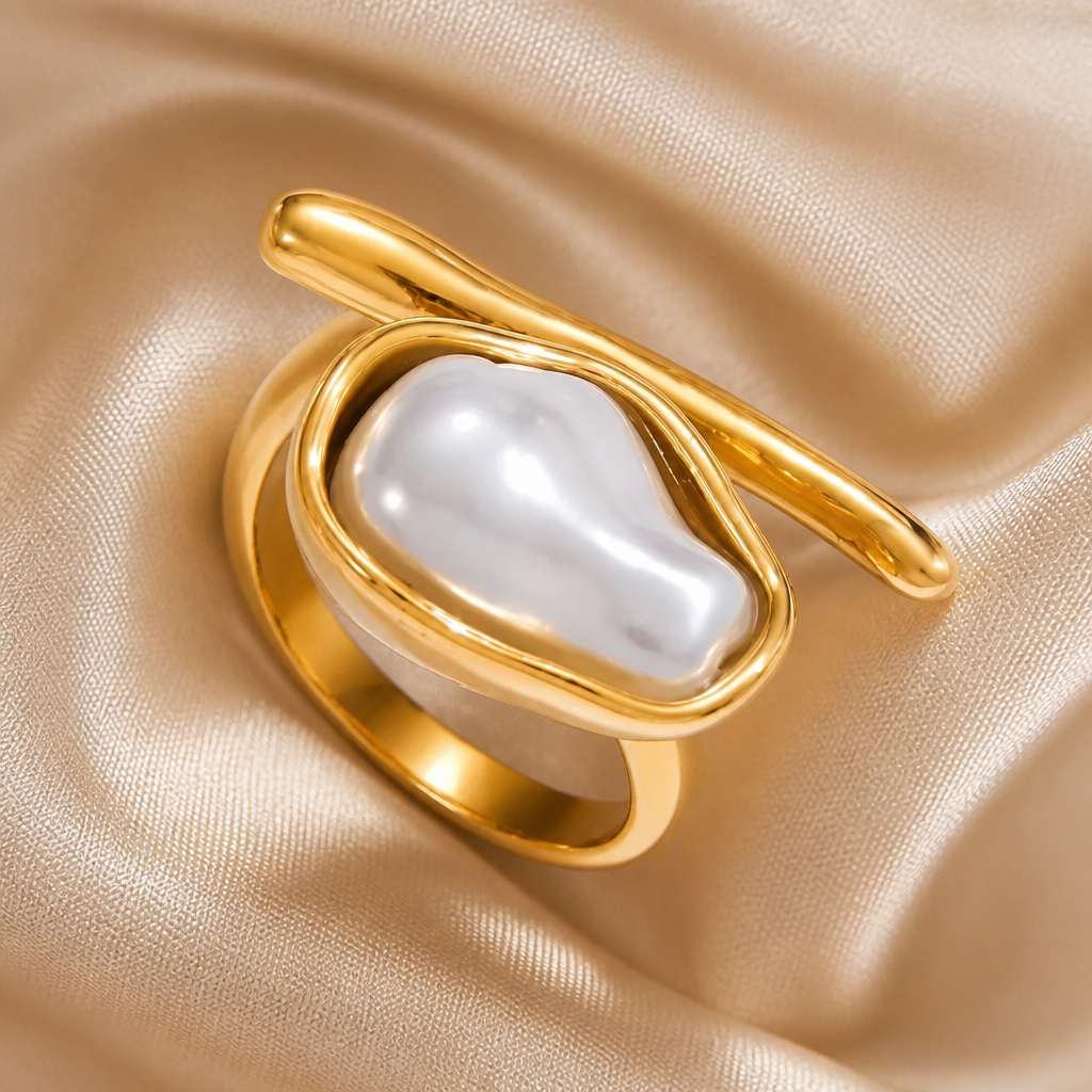 PEARL RING