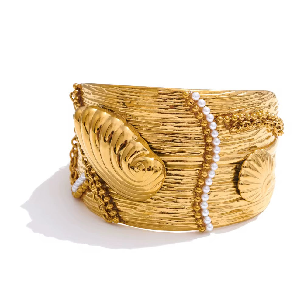 SHELL CUFF