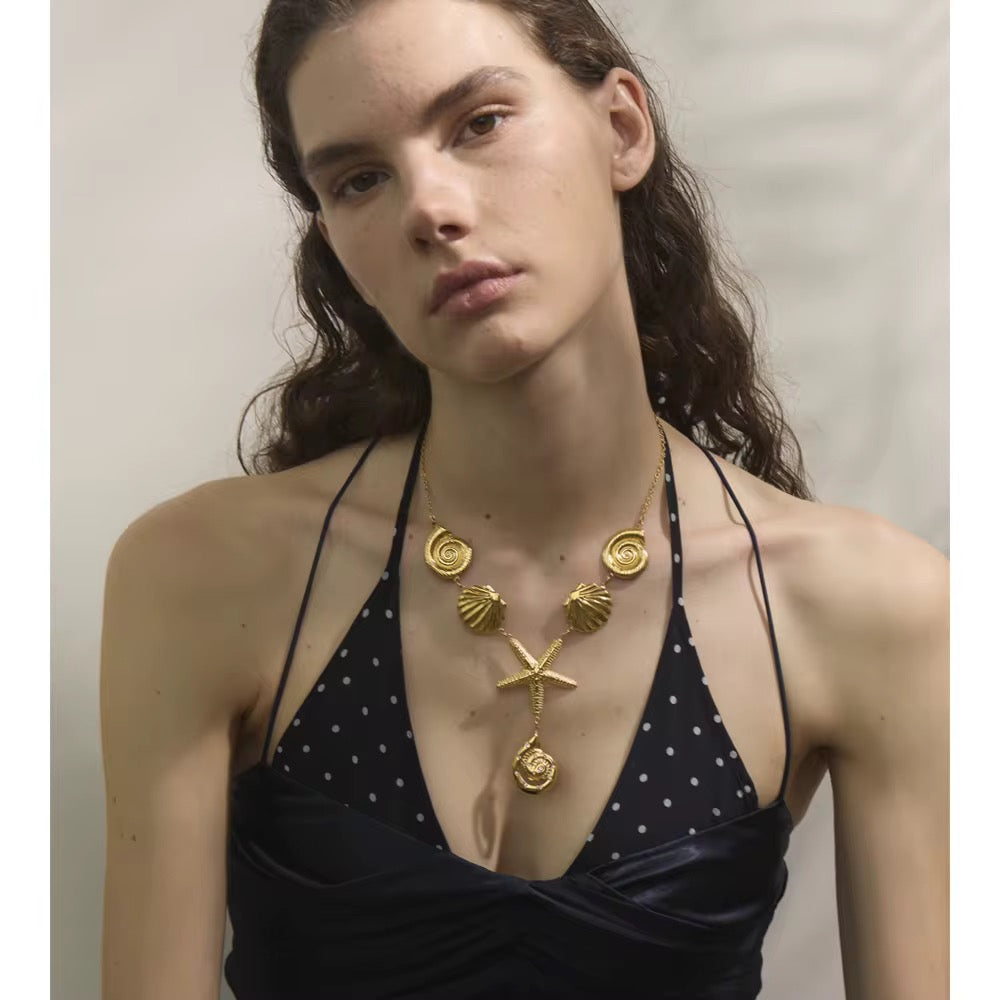SHELL NECKLACE
