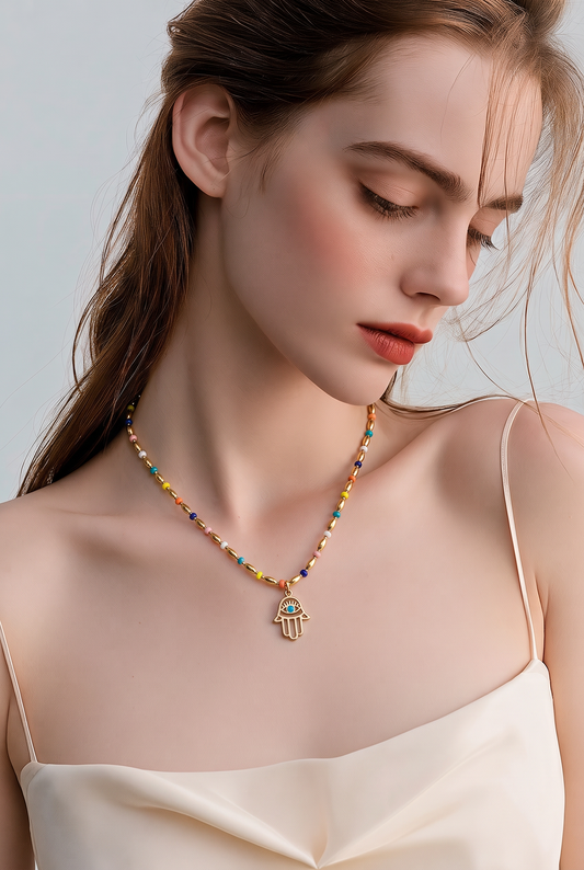 COLOR HAND NECKLACE