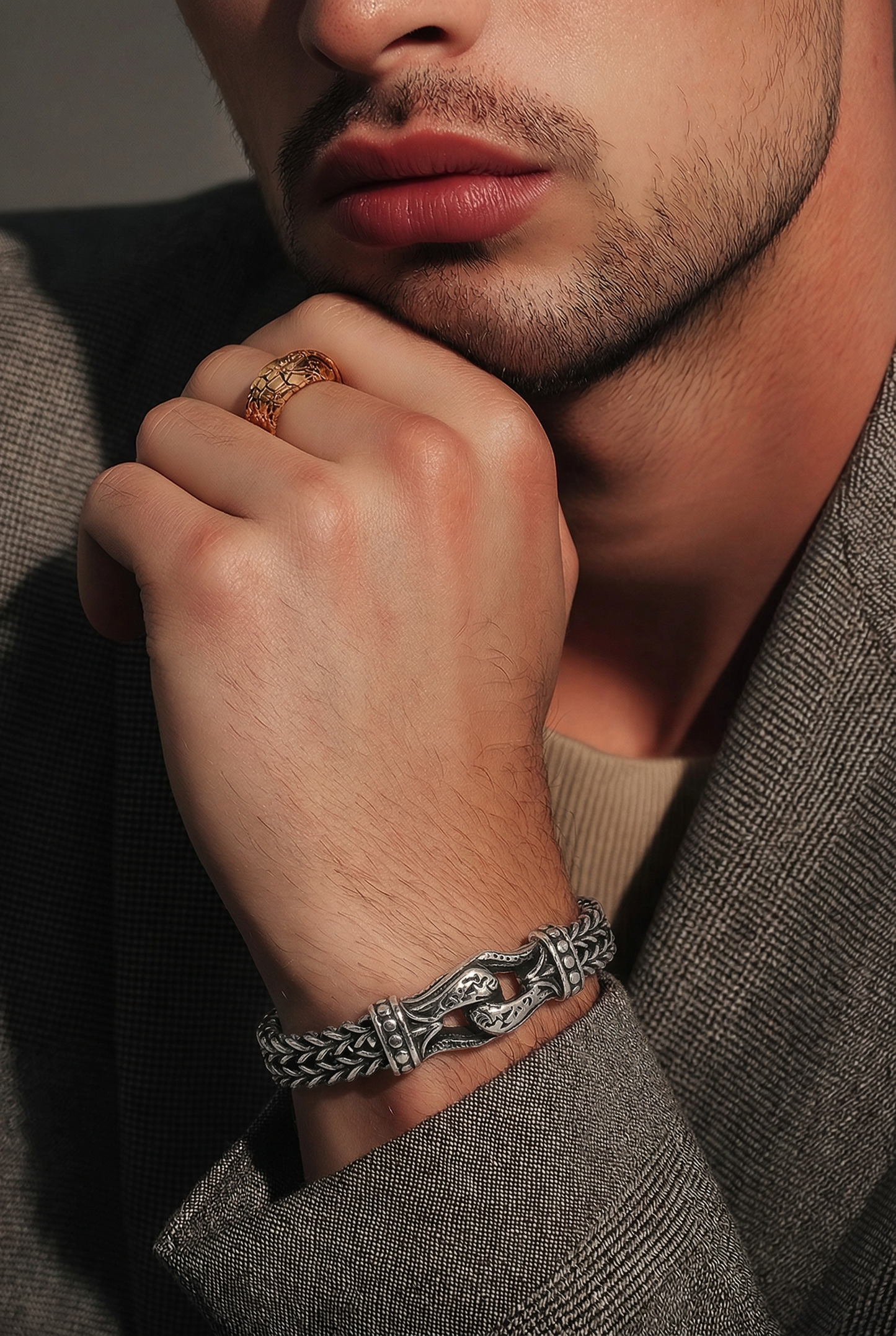 CURB PATTERN BRACELET