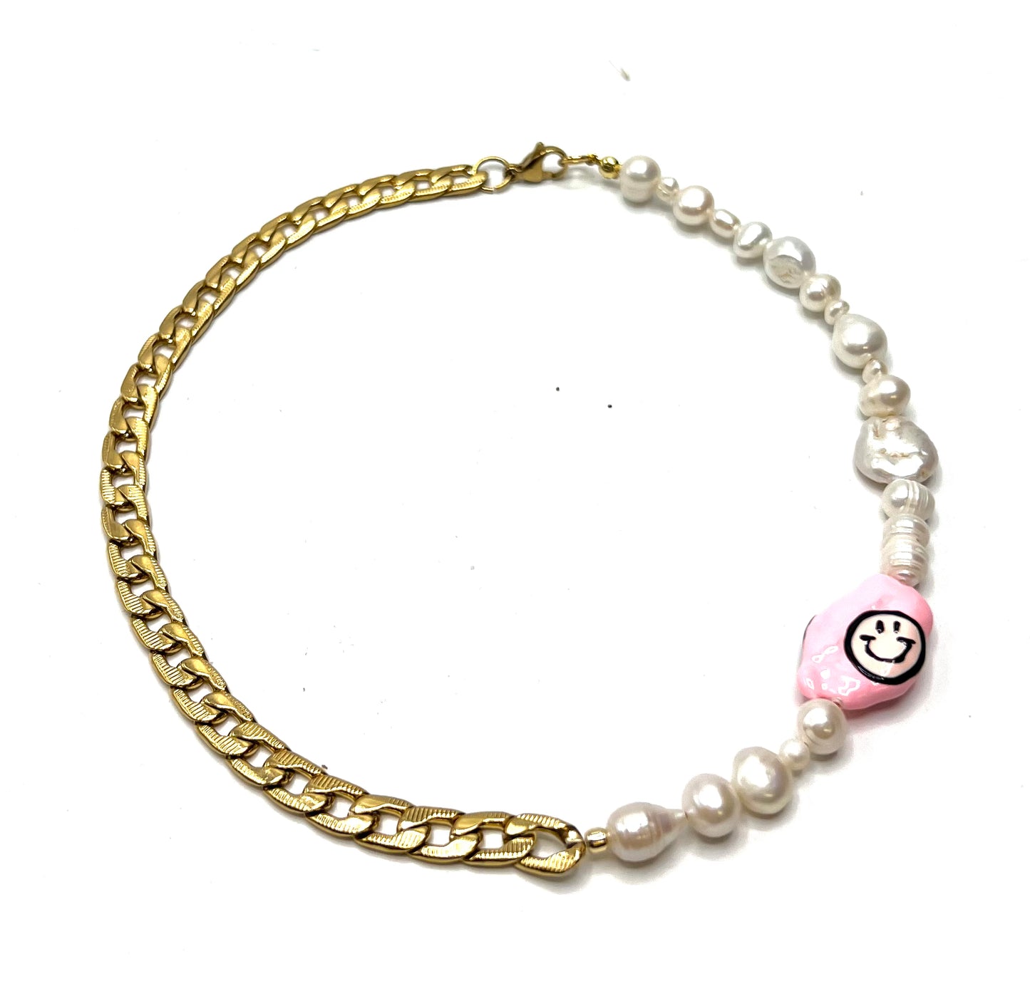 SMILEY PEARL CHAIN NECKLACE