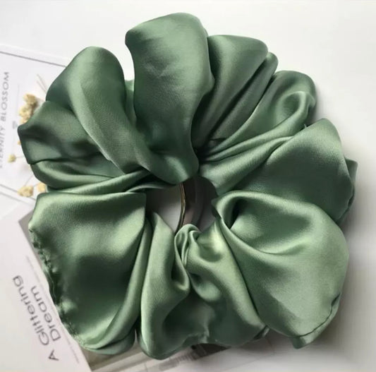LARGE SCRUNCHIES