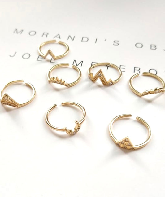 CURVED CZ RING