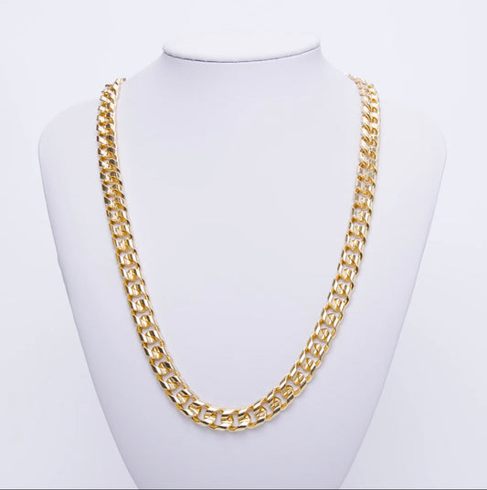 CURB NECKLACE
