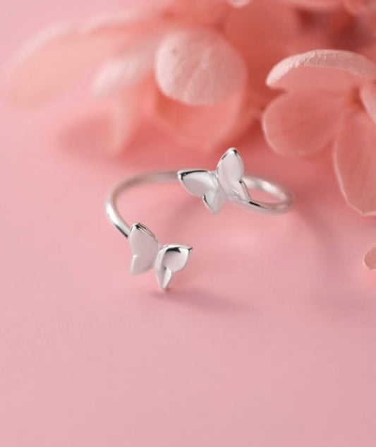 DOUBLE BUTTERFLY RING