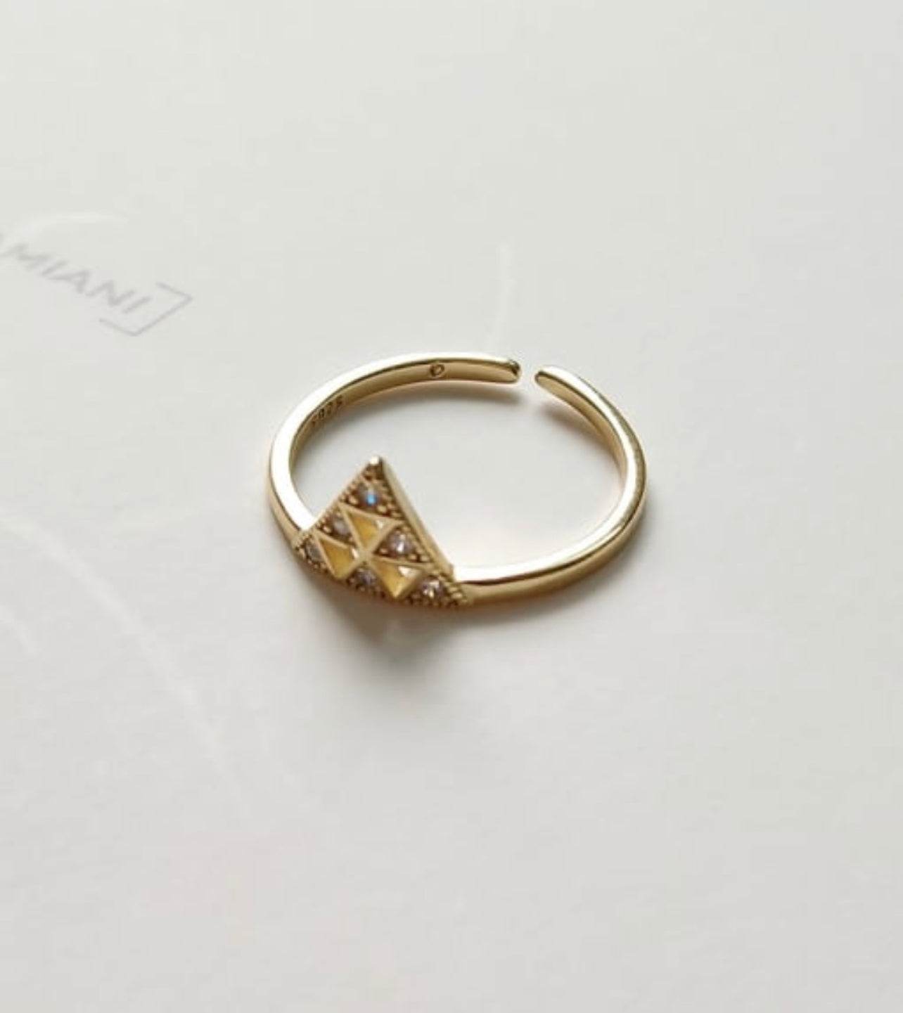 DAINTY STACKABLE RING