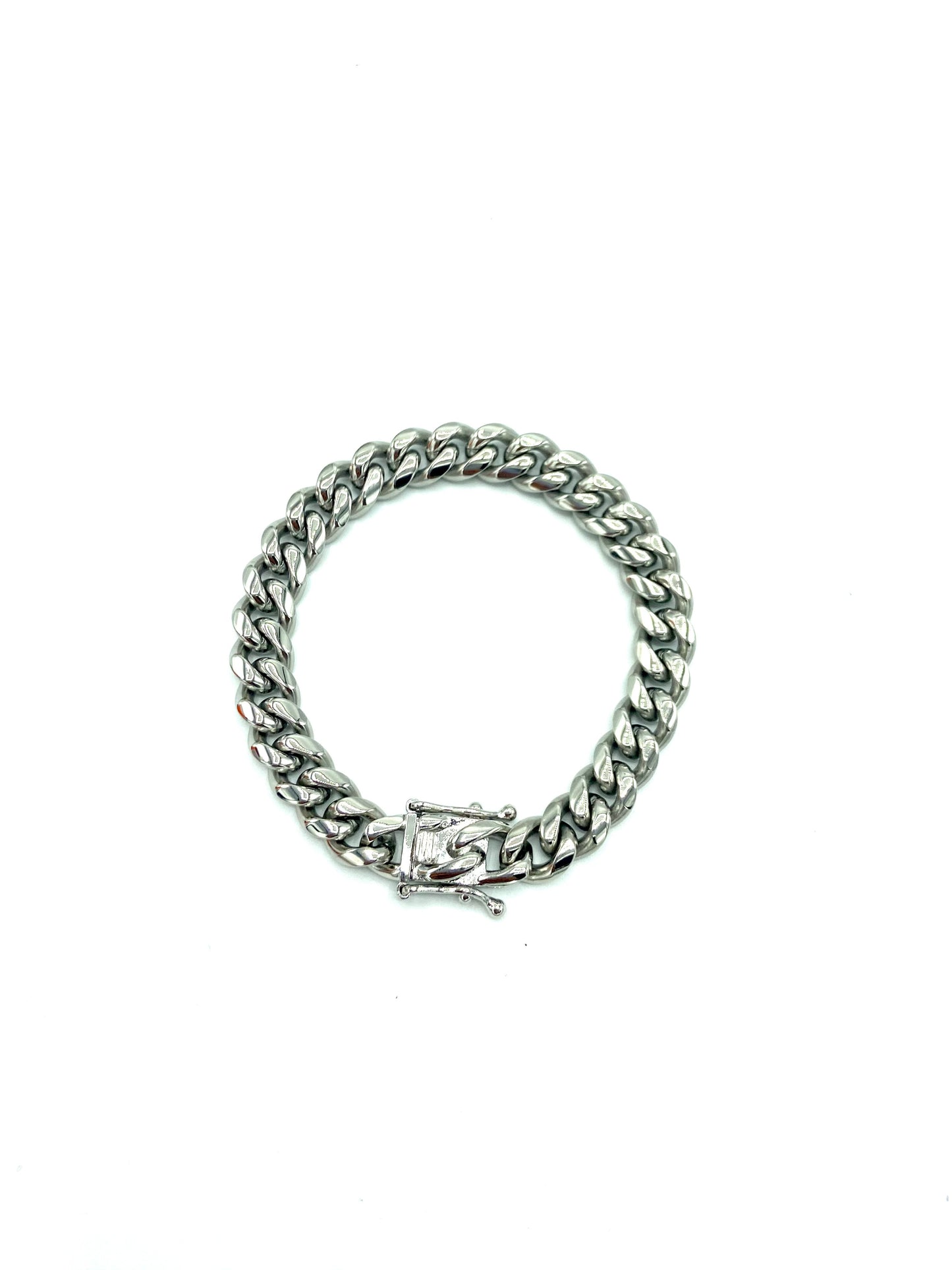 CURB BRACELET WITH LARGE CLASP